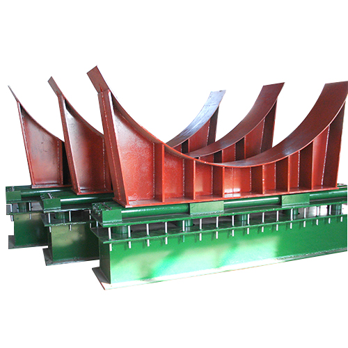 帶滾輪鞍式滾(gun)動彈簧箱支座(zuò)